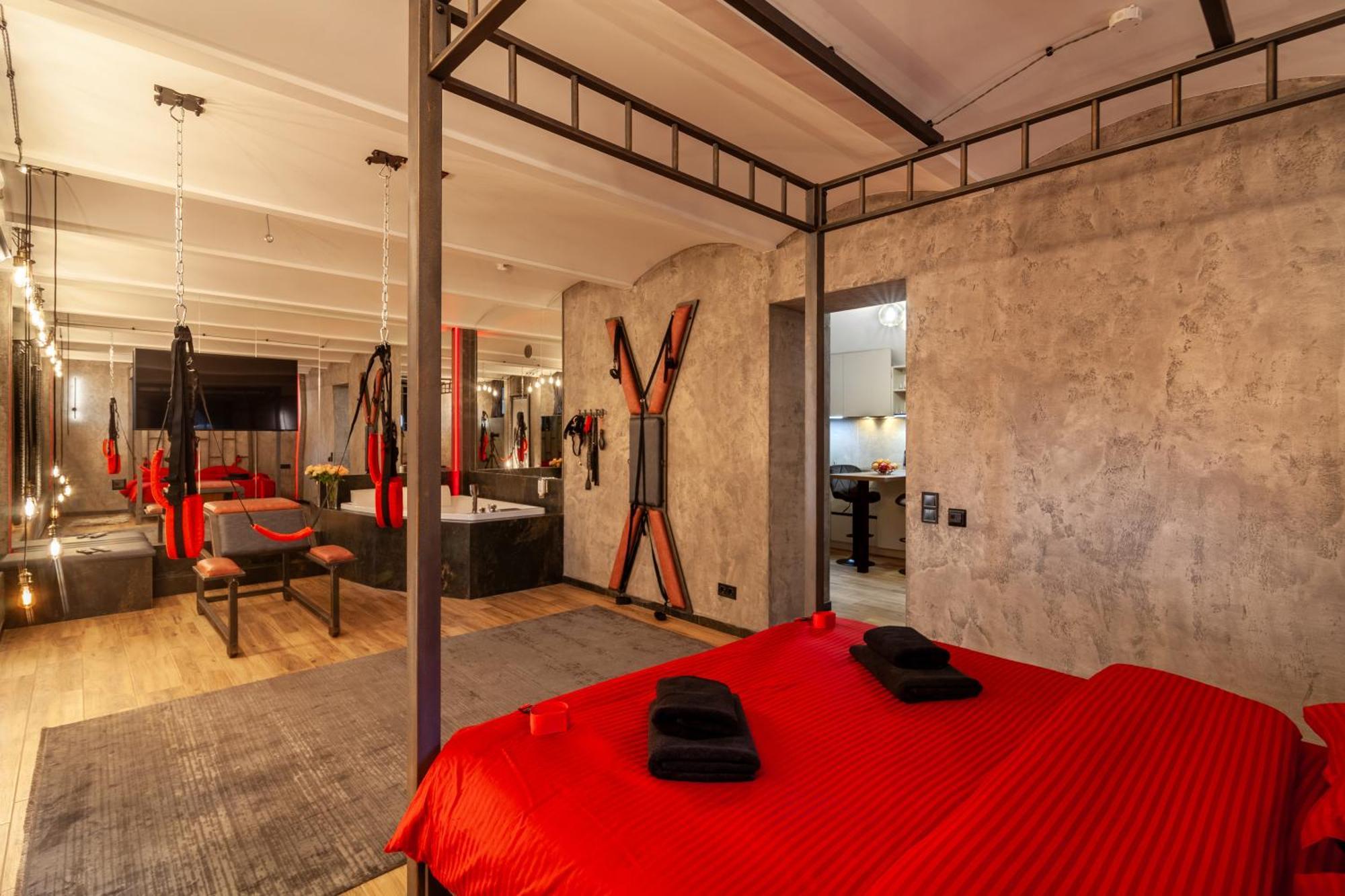 Royal Hot Jucuzzi Apartment Lviv Exterior foto